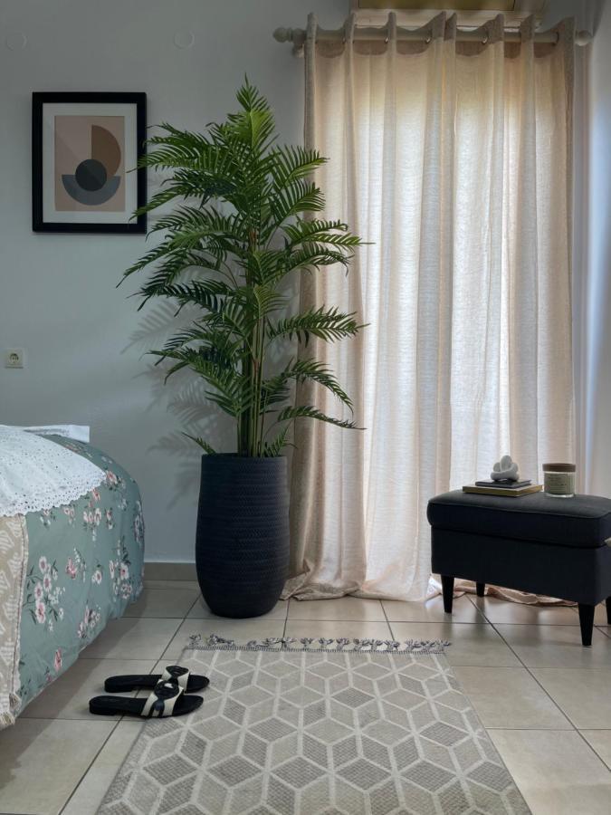 Anchris Apartment *